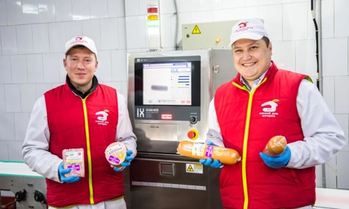 Myasnoy Dom Borodina Customer With Product Samples