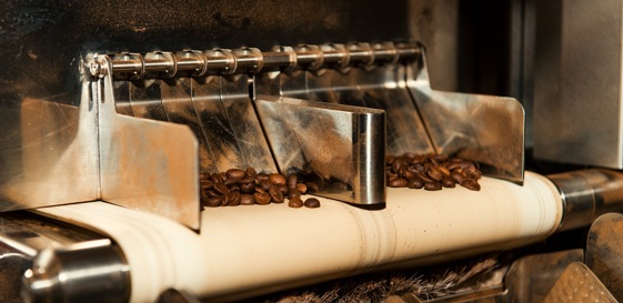 Poprad Dirga 30 Coffee Beans At Outfeed (PR Shot)