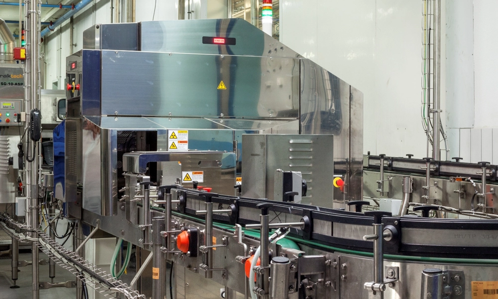 Candia 18 Full Machine From Side (PR Shot) (MR)