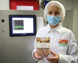 Soto Maria Schramm, M.D. Pf Organic Veggie Food Gmbh, With An Inspected Tray IMG 2459